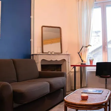 Dom wakacyjny Beautiful House Hyper Centre - 8 Pers - Patio - Wifi Reims