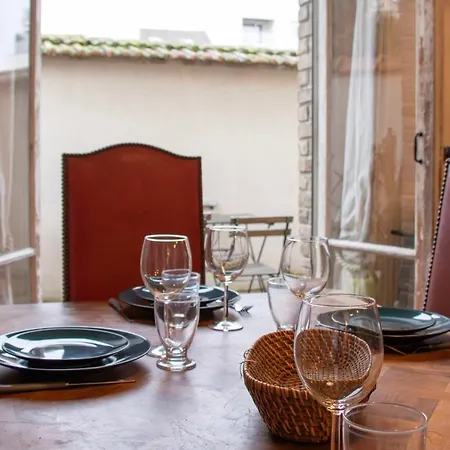 Beautiful House Hyper Centre - 8 Pers - Patio - Wifi * Reims
