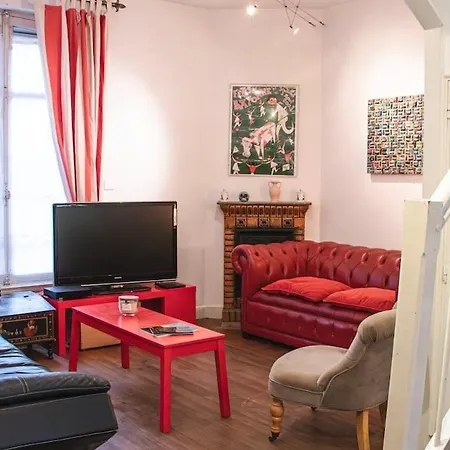 Dom wakacyjny Beautiful House Hyper Centre - 8 Pers - Patio - Wifi